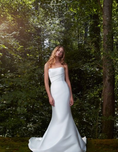 Strapless structured fitted gown